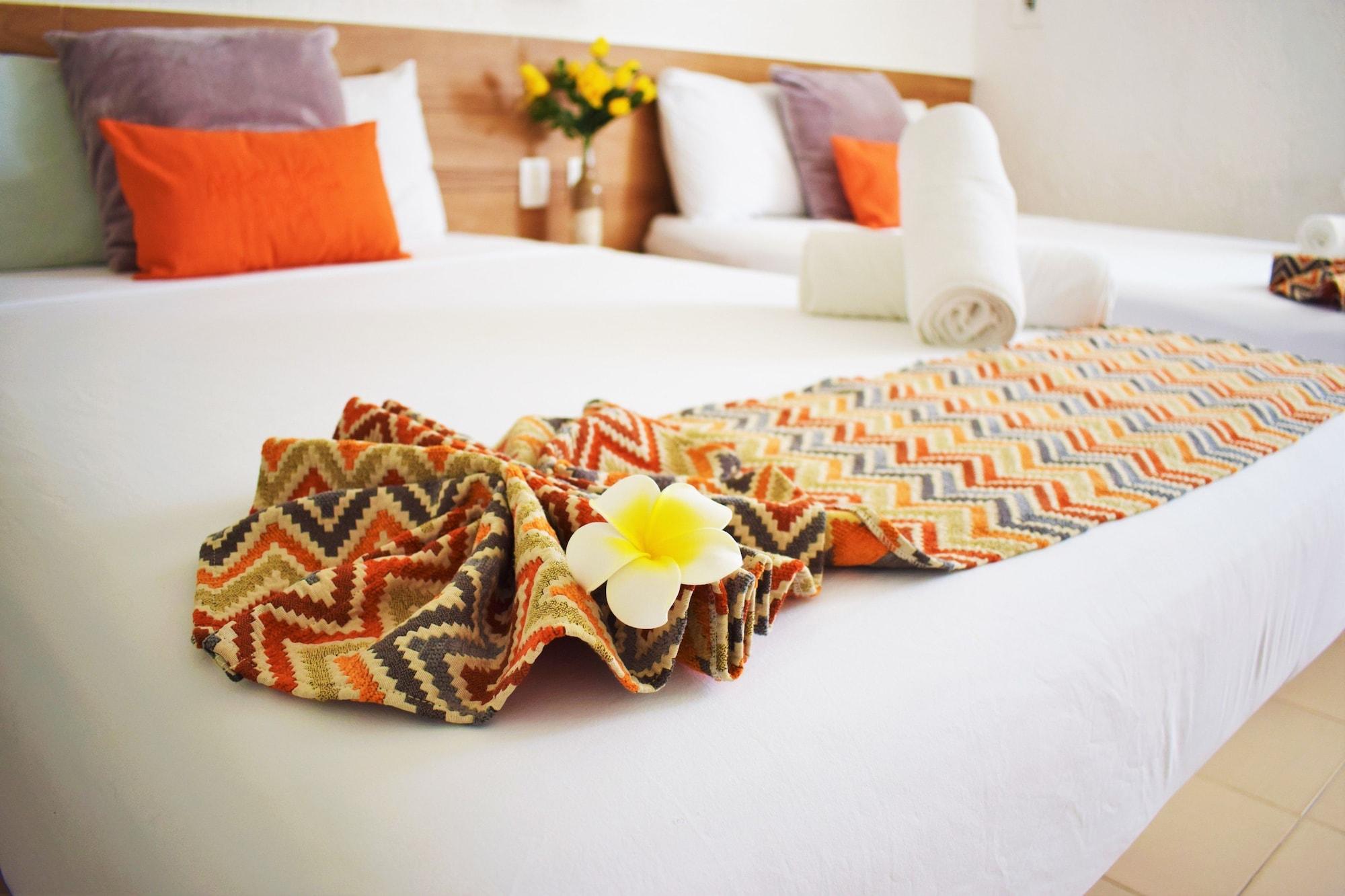 Arrecifes Suites Пуэрто-Морелос Экстерьер фото